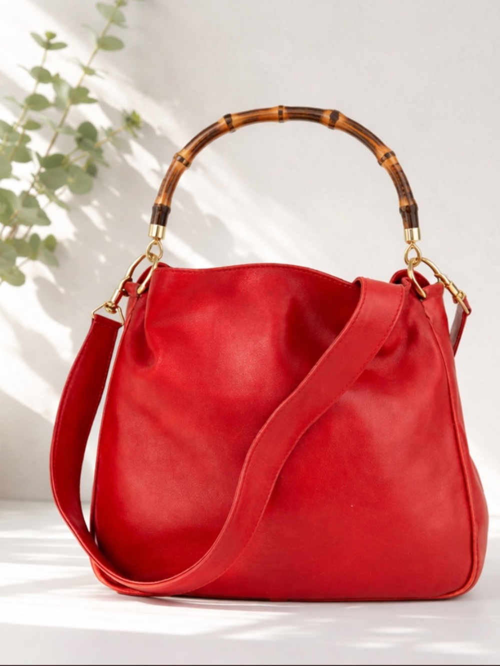 ✋🛑PRICE DROP ✋🛑Gucci Diana Bamboo /Red Leather Handbag.